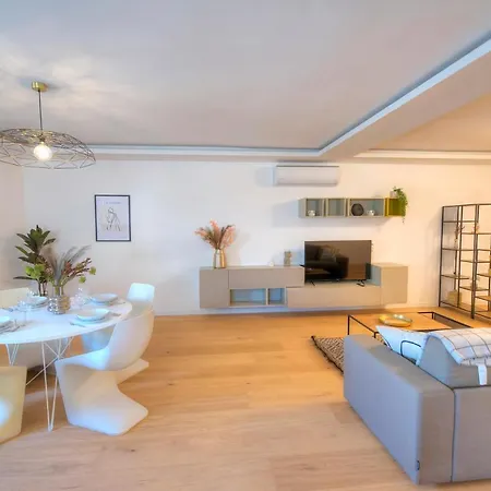 Large & Beautifully Furnished 2 Bedrooms Abon1-1 Sliema Exterior photo