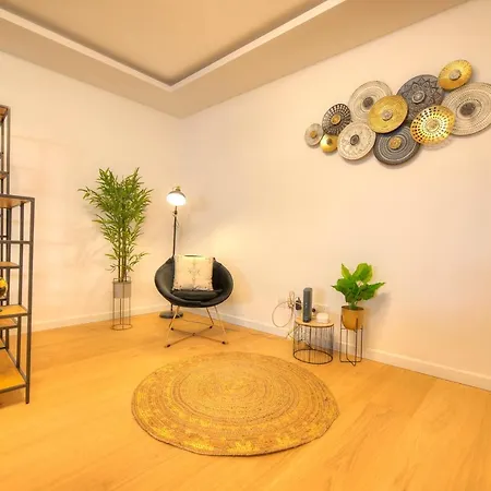 Large & Beautifully Furnished 2 Bedrooms Abon1-1 Sliema Exterior photo