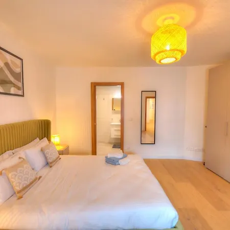 Large & Beautifully Furnished 2 Bedrooms Abon1-1 Sliema Exterior photo